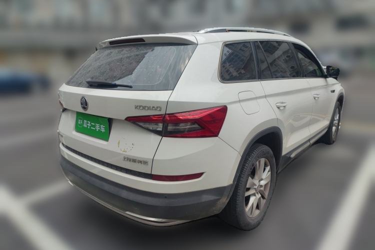 Used Skoda Kodiaq 2018 Facelifted TSI330 5-Seater Two-Wheel-Drive Luxury Enjoyment Edition Rear Right 45 Deg