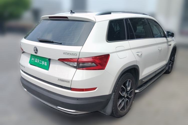 Used Skoda Kodiaq 2018 TSI380 7-Seater Four-Wheel-Drive Flagship Edition Rear Right 45 Deg