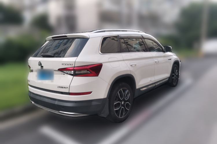 Used Skoda Kodiaq 2018 TSI330 5-Seater Two-Wheel Drive Comfort Edition Rear Right 45 Deg