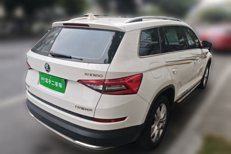 Used Skoda Kodiaq 2018 Facelifted TSI330 5-Seater Two-Wheel-Drive Luxury Enjoyment Edition Rear Right 45 Deg