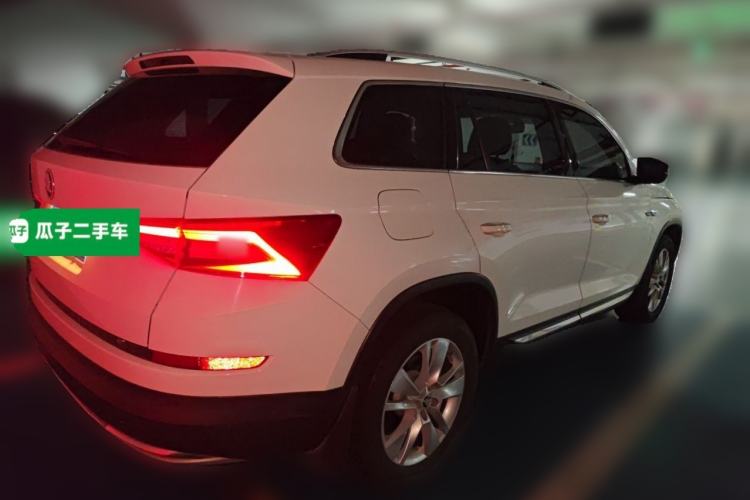 Used Skoda Kodiaq 2018 Facelifted TSI330 5-Seater Two-Wheel-Drive Luxury Enjoyment Edition Rear Right 45 Deg