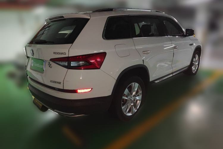 Used Skoda Kodiaq 2018 Facelifted TSI330 5-Seater Two-Wheel-Drive Luxury Enjoyment Edition Rear Right 45 Deg
