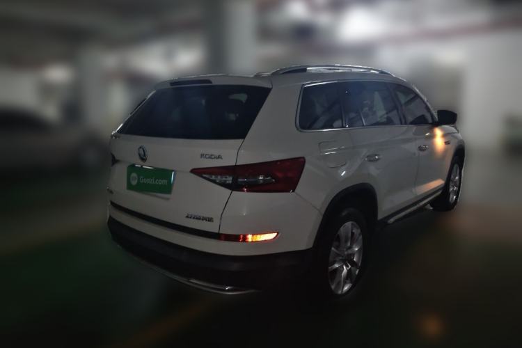 Used Skoda Kodiaq 2018 Facelifted TSI330 5-Seater Two-Wheel-Drive Luxury Enjoyment Edition Rear Right 45 Deg