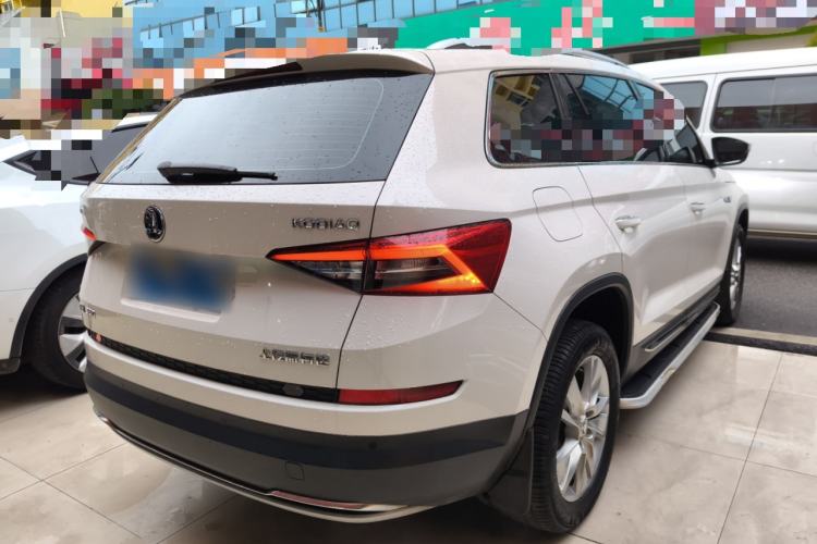Used Skoda Kodiaq 2018 TSI330 5-Seater Two-Wheel-Drive Luxury Enjoyment Edition Rear Right 45 Deg
