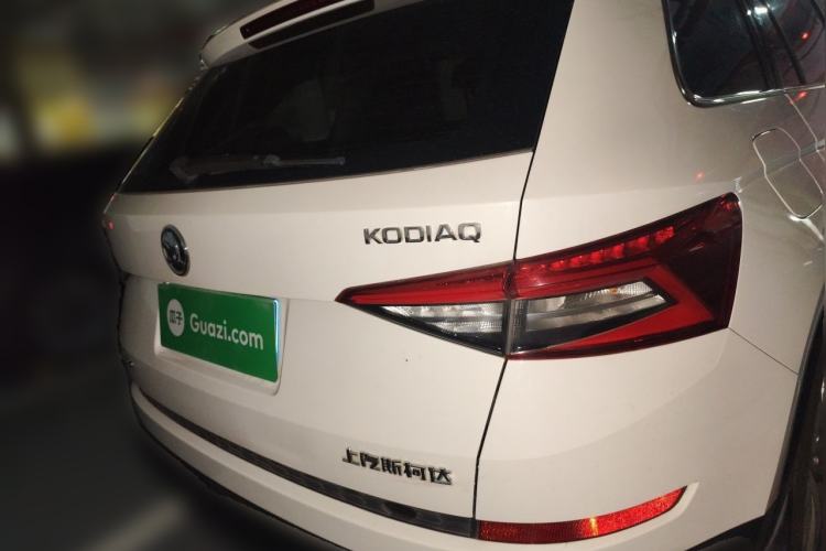 Used Skoda Kodiaq 2018 Facelifted TSI330 5-Seater Two-Wheel-Drive Comfort Edition Rear