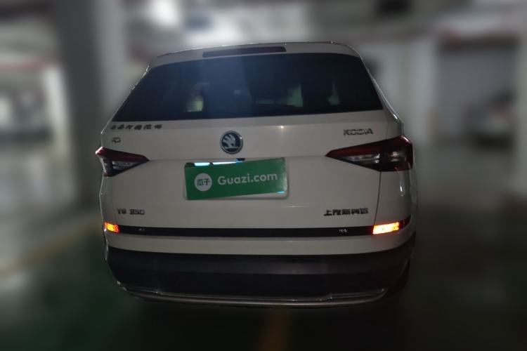 Used Skoda Kodiaq 2018 Facelifted TSI330 5-Seater Two-Wheel-Drive Luxury Enjoyment Edition Rear