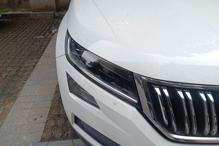 Used Skoda Kodiaq 2018 Facelifted TSI330 5-Seater Two-Wheel-Drive Luxury Enjoyment Edition Right Front Headlight