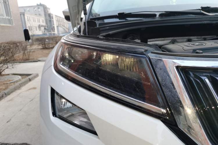 Used Skoda Kodiaq 2018 TSI380 7-Seater Four-Wheel-Drive Flagship Edition Right Front Headlight