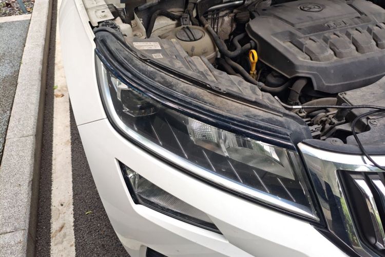 Used Skoda Kodiaq 2018 Facelifted TSI330 5-Seater Two-Wheel-Drive Luxury Edition Right Front Headlight
