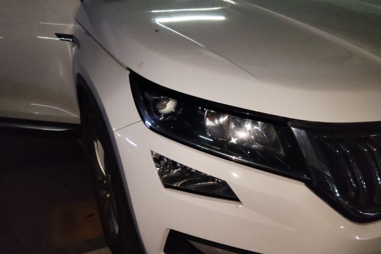 Used Skoda Kodiaq 2018 Facelifted TSI330 5-Seater Two-Wheel-Drive Comfort Edition Right Front Headlight