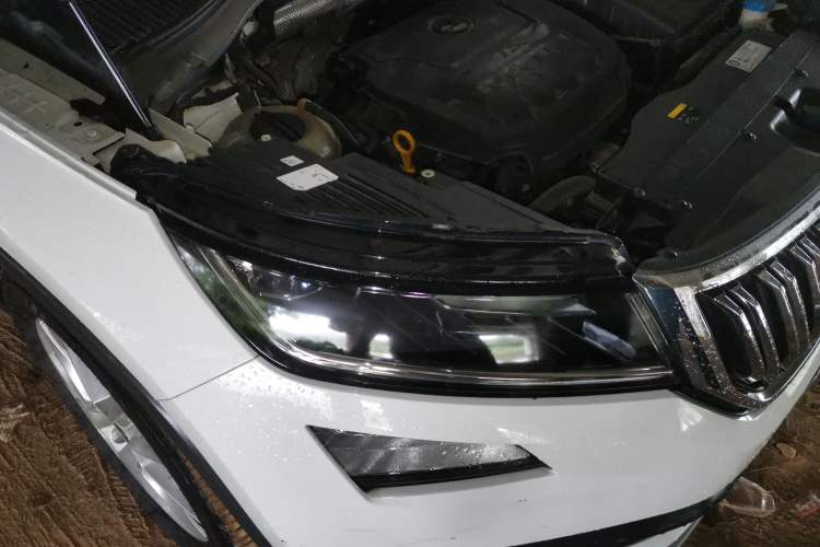 Used Skoda Kodiaq 2018 Facelifted TSI330 5-Seater Two-Wheel-Drive Luxury Enjoyment Edition Right Front Headlight