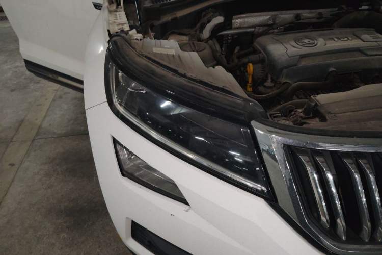 Used Skoda Kodiaq 2018 TSI330 5-Seater Two-Wheel-Drive Luxury Enjoyment Edition Right Front Headlight