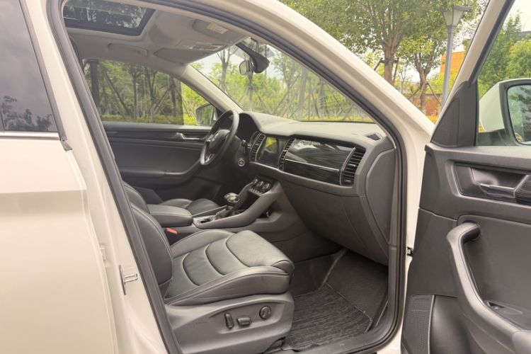 Used Skoda Kodiaq 2018 Facelifted TSI330 5-Seater Two-Wheel-Drive Luxury Enjoyment Edition Right Front Seat