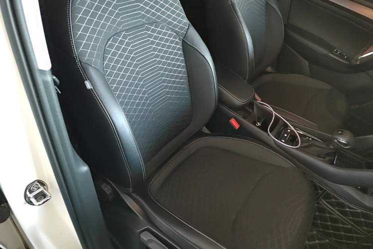 Used Skoda Kodiaq 2018 Facelifted TSI330 5-Seater Two-Wheel-Drive Comfort Edition Right Front Seat
