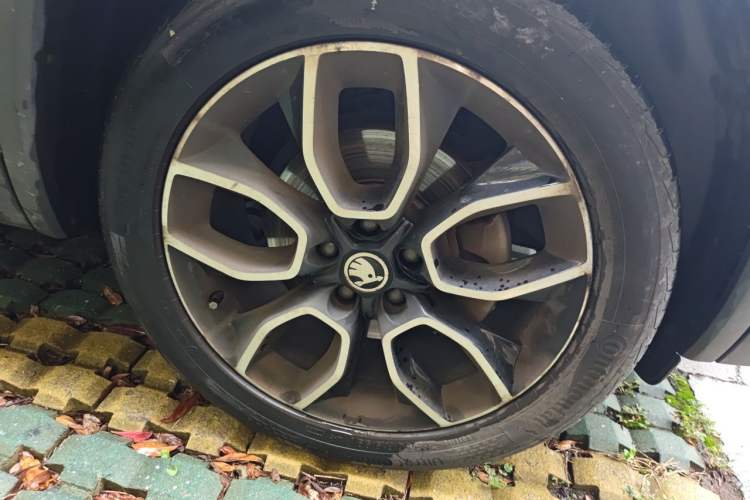 Used Skoda Kodiaq 2018 Restyled TSI330 7-Seater Two-Wheel Drive Luxury Enjoyment Edition Right Front Wheel Hub