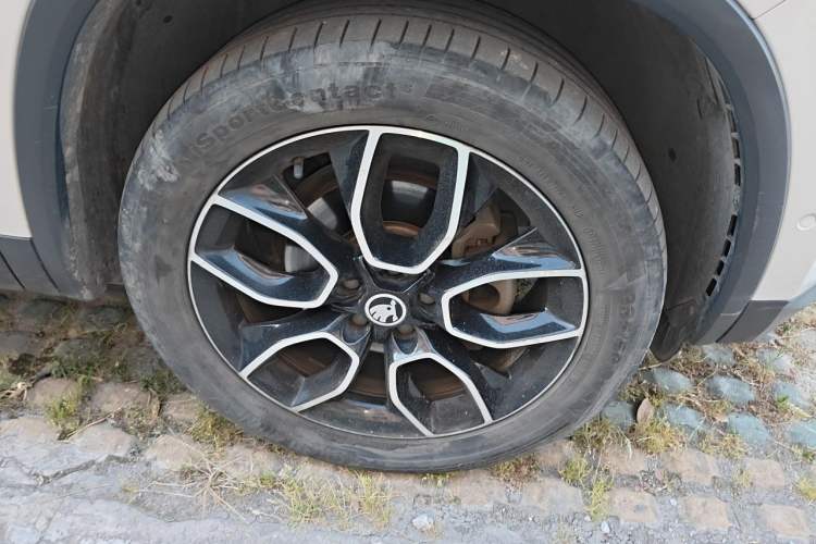 Used Skoda Kodiaq 2018 Facelifted TSI330 5-Seater Two-Wheel-Drive Luxury Enjoyment Edition Right Front Wheel Hub