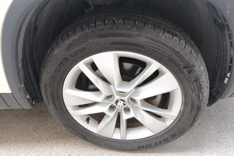 Used Skoda Kodiaq 2018 Facelifted TSI330 5-Seater Two-Wheel-Drive Standard Edition Right Front Wheel Hub