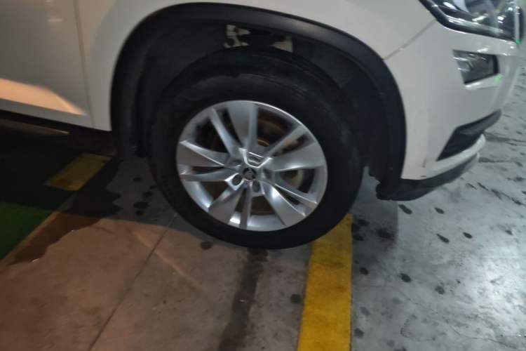 Used Skoda Kodiaq 2018 Facelifted TSI330 5-Seater Two-Wheel-Drive Luxury Enjoyment Edition Right Front Wheel Hub