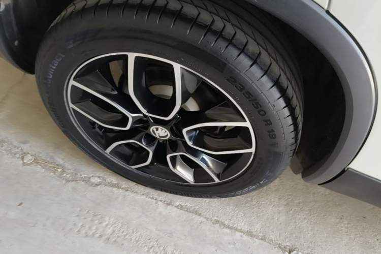Used Skoda Kodiaq 2018 Restyled TSI330 7-Seater Two-Wheel Drive Luxury Enjoyment Edition Right Rear Wheel Hub