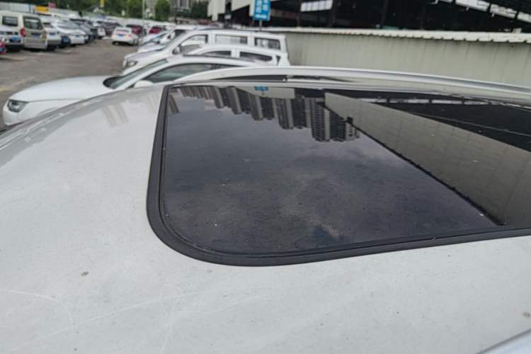 Used Skoda Kodiaq 2018 Facelifted TSI330 5-Seater Two-Wheel-Drive Luxury Enjoyment Edition Roof