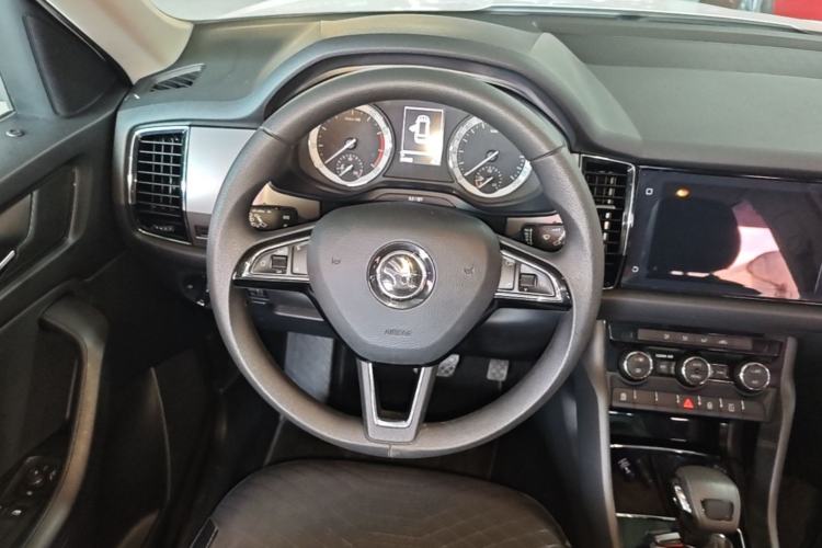 Used Skoda Kodiaq 2018 Facelifted TSI330 5-Seater Two-Wheel-Drive Comfort Edition Steering Wheel