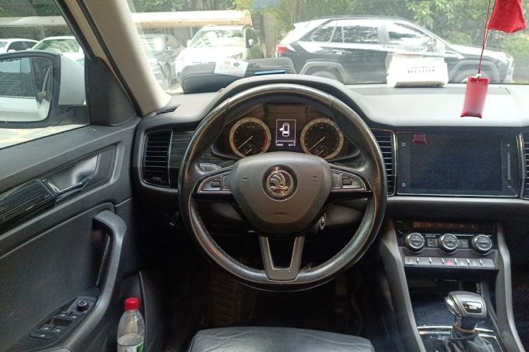 Used Skoda Kodiaq 2018 Facelifted TSI330 5-Seater Two-Wheel-Drive Luxury Enjoyment Edition Steering Wheel