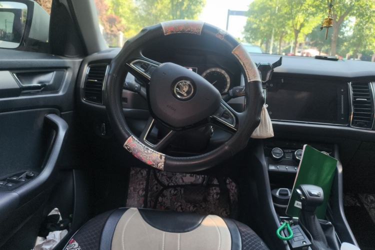 Used Skoda Kodiaq 2018 Facelifted TSI330 5-Seater Two-Wheel-Drive Comfort Edition Steering Wheel