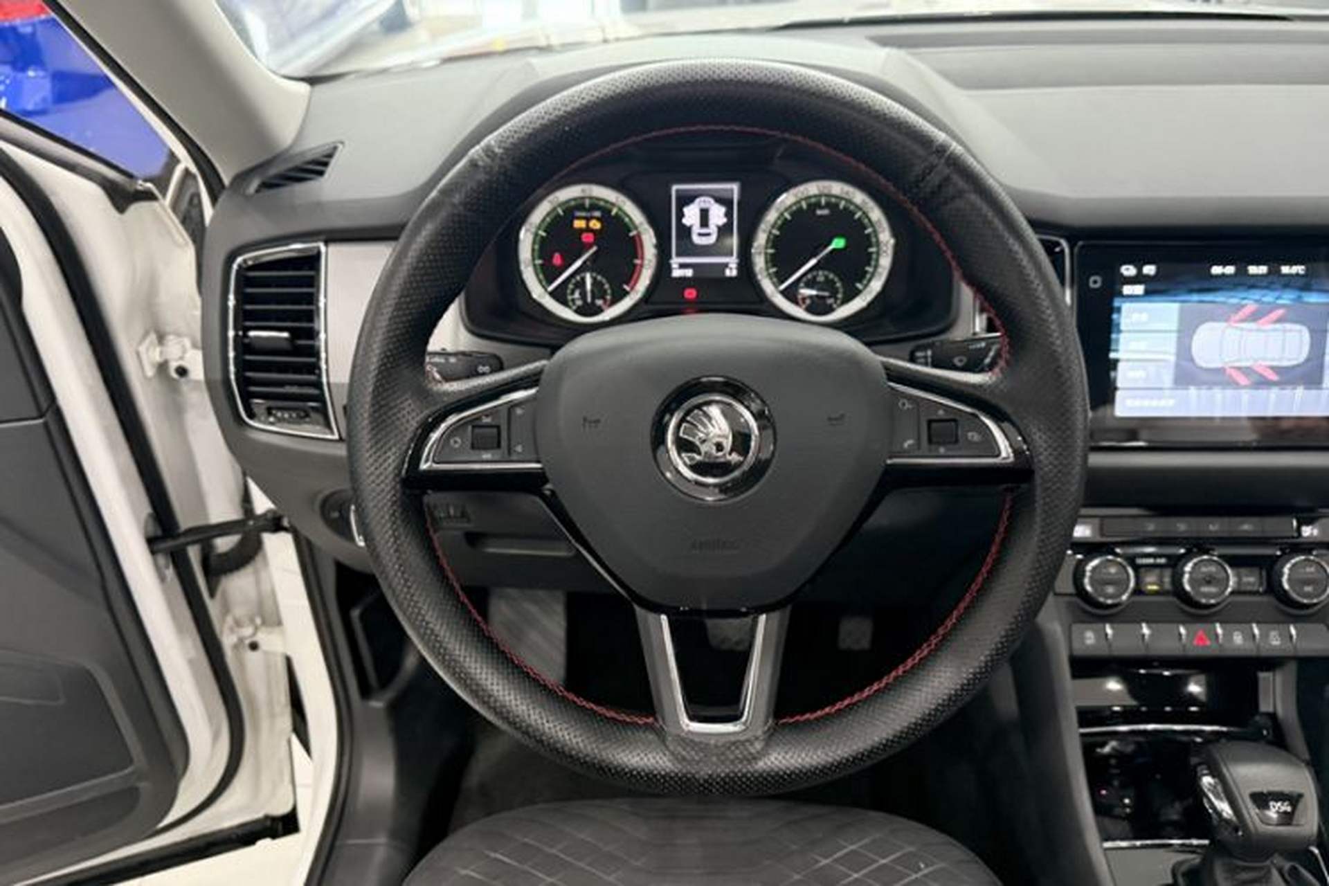 Used Skoda Kodiaq 2018 Facelifted TSI330 5-Seater Two-Wheel-Drive Comfort Edition Steering Wheel