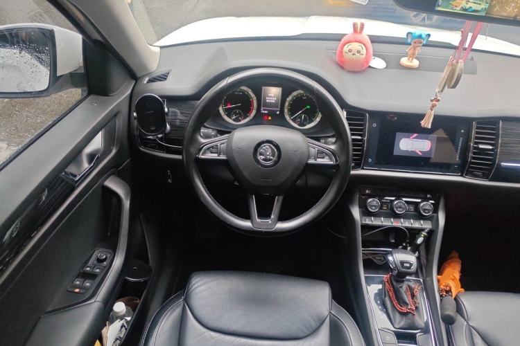 Used Skoda Kodiaq 2018 Facelifted TSI330 5-Seater Two-Wheel-Drive Luxury Enjoyment Edition Steering Wheel