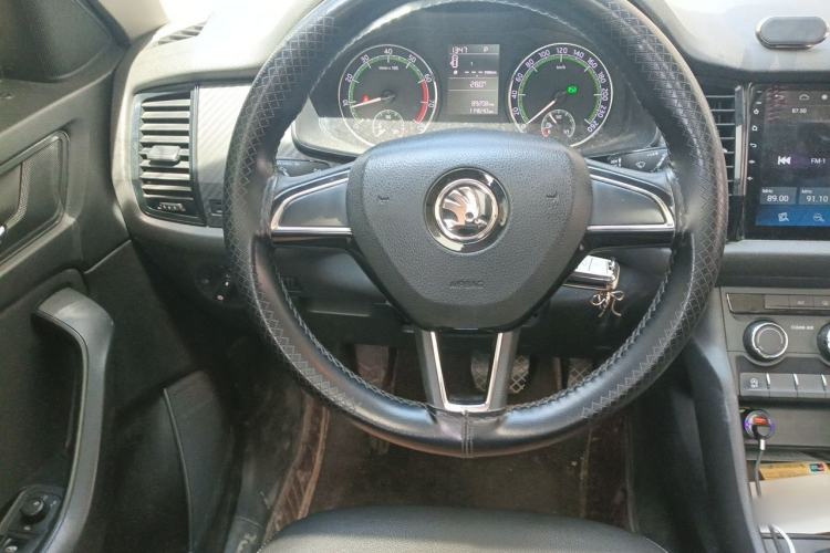 Used Skoda Kodiaq 2018 Facelifted TSI330 5-Seater Two-Wheel-Drive Standard Edition Steering Wheel
