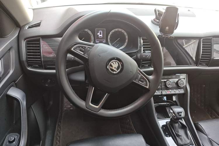 Used Skoda Kodiaq 2018 TSI330 7-Seater Two-Wheel-Drive Luxury Enjoyment Edition Steering Wheel