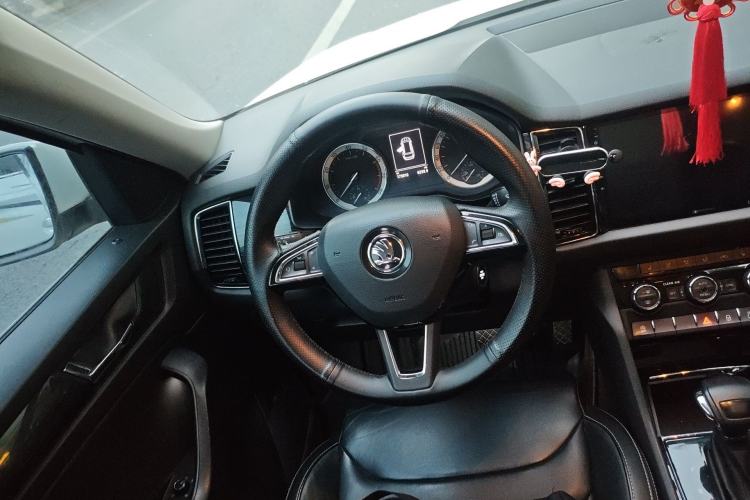 Used Skoda Kodiaq 2018 Facelifted TSI330 5-Seater Two-Wheel-Drive Luxury Enjoyment Edition Steering Wheel