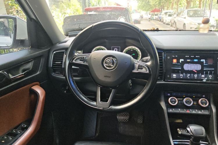 Used Skoda Kodiaq 2018 Restyled TSI330 7-Seater Two-Wheel Drive Luxury Enjoyment Edition Steering Wheel