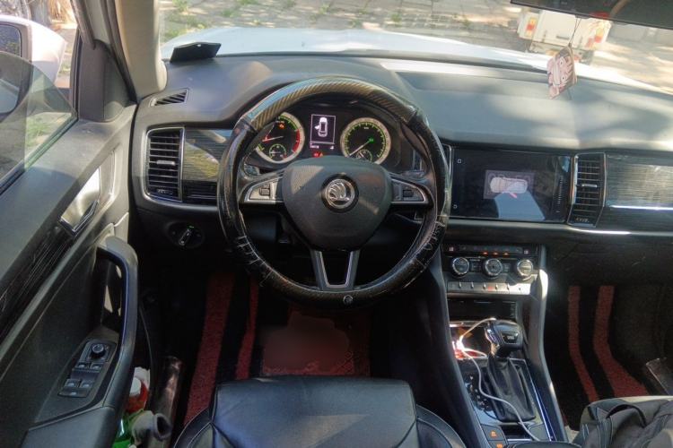 Used Skoda Kodiaq 2018 Facelifted TSI330 5-Seater Two-Wheel-Drive Luxury Enjoyment Edition Steering Wheel