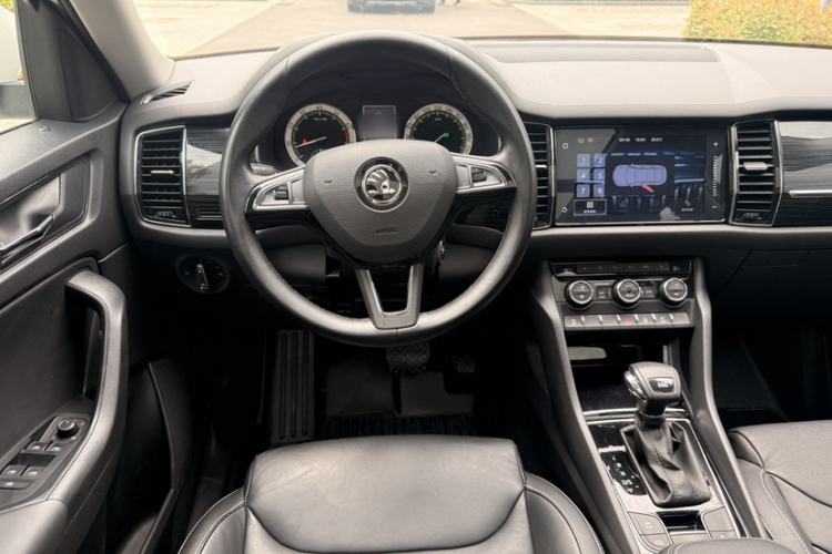 Used Skoda Kodiaq 2018 Facelifted TSI330 5-Seater Two-Wheel-Drive Luxury Enjoyment Edition Steering Wheel