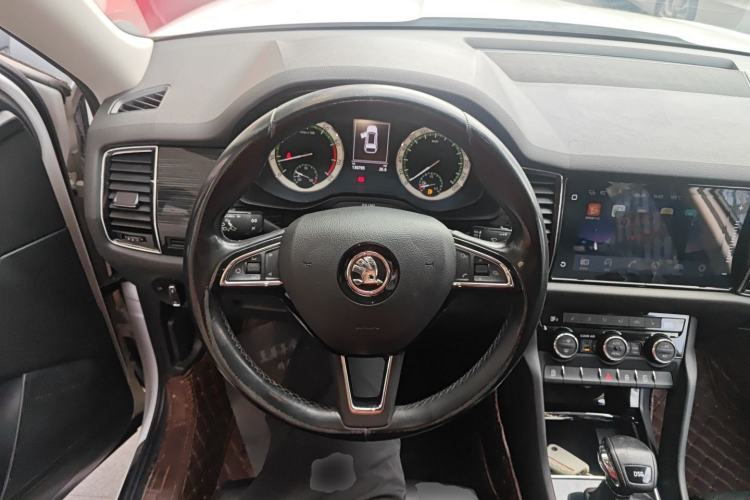 Used Skoda Kodiaq 2018 TSI330 7-Seater Two-Wheel-Drive Luxury Enjoyment Edition Steering Wheel