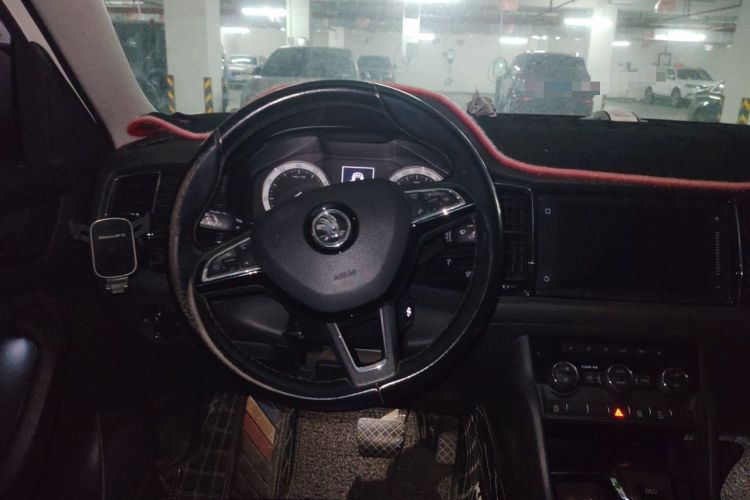 Used Skoda Kodiaq 2018 TSI330 5-Seater Two-Wheel-Drive Luxury Enjoyment Edition Steering Wheel