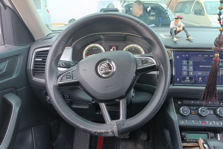 Used Skoda Kodiaq 2018 Facelifted TSI330 5-Seater Two-Wheel-Drive Comfort Edition Steering Wheel