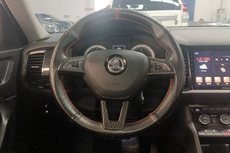 Used Skoda Kodiaq 2018 Facelifted TSI330 5-Seater Two-Wheel-Drive Luxury Enjoyment Edition Steering Wheel