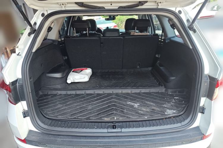 Used Skoda Kodiaq 2018 TSI330 7-Seater Two-Wheel-Drive Luxury Enjoyment Edition Trunk
