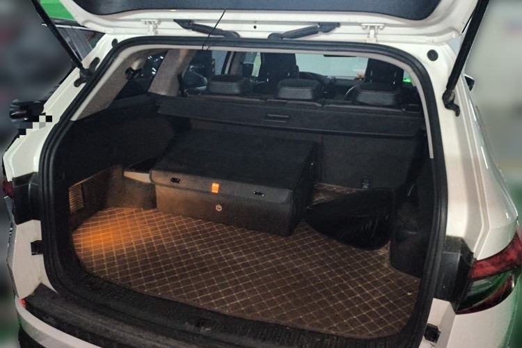 Used Skoda Kodiaq 2018 TSI330 7-Seater Two-Wheel-Drive Luxury Enjoyment Edition Trunk