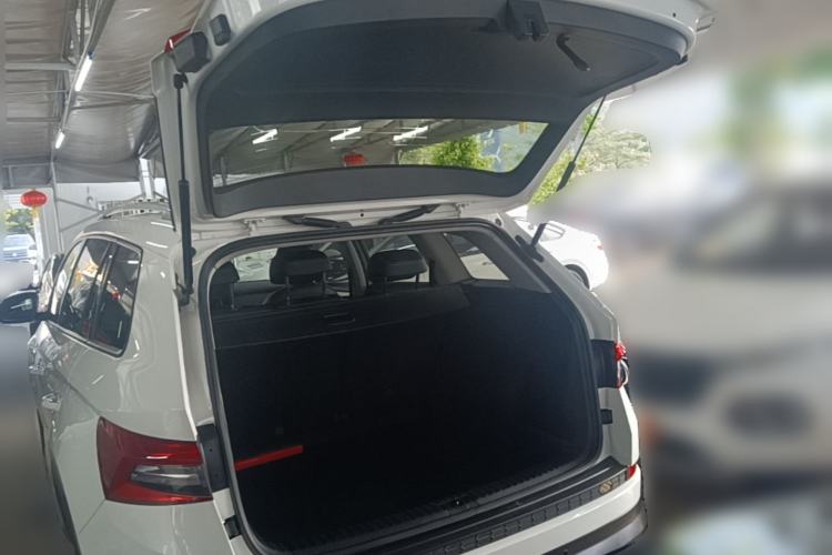 Used Skoda Kodiaq 2018 Facelifted TSI330 5-Seater Two-Wheel-Drive Comfort Edition Trunk