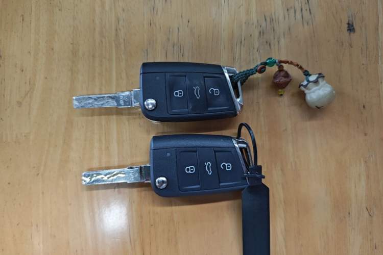 Used Skoda Kodiaq 2018 Facelifted TSI330 5-Seater Two-Wheel-Drive Comfort Edition Vehicle Key