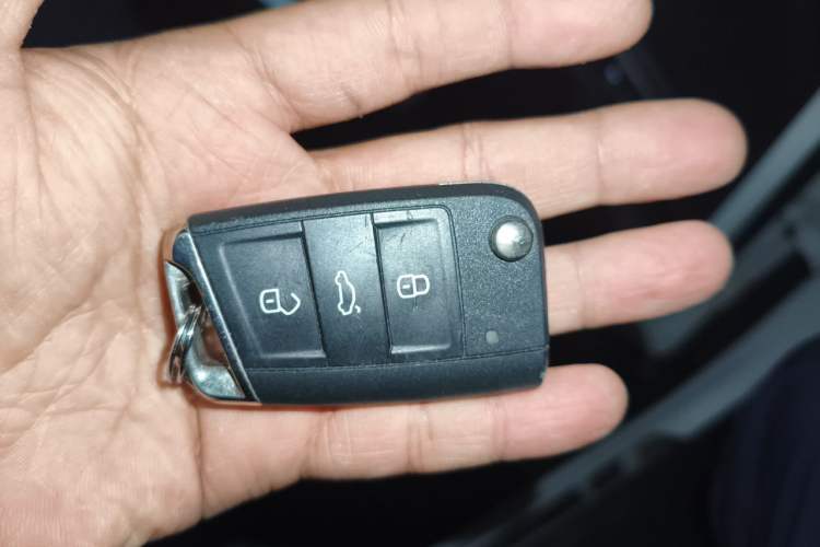 Used Skoda Kodiaq 2018 Facelifted TSI330 5-Seater Two-Wheel-Drive Luxury Enjoyment Edition Vehicle Key