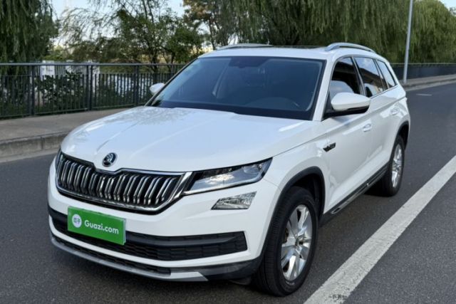 Used Skoda Kodiaq 2018 Facelifted TSI330 5-Seater Two-Wheel-Drive Luxury Enjoyment Edition