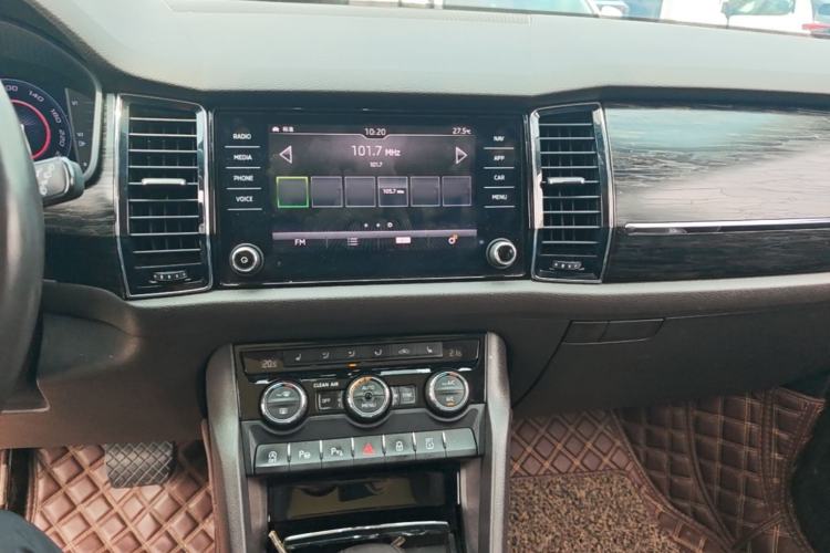 Used Skoda Kodiaq 2018 TSI380 7-Seater Four-Wheel-Drive Flagship Edition Audio And AC Panel