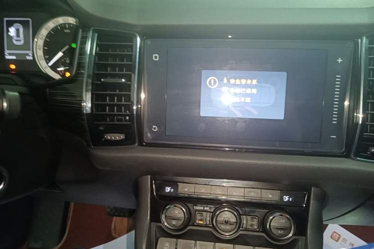 Used Skoda Kodiaq 2018 Restyled TSI330 7-Seater Two-Wheel Drive Luxury Enjoyment Edition Audio And AC Panel