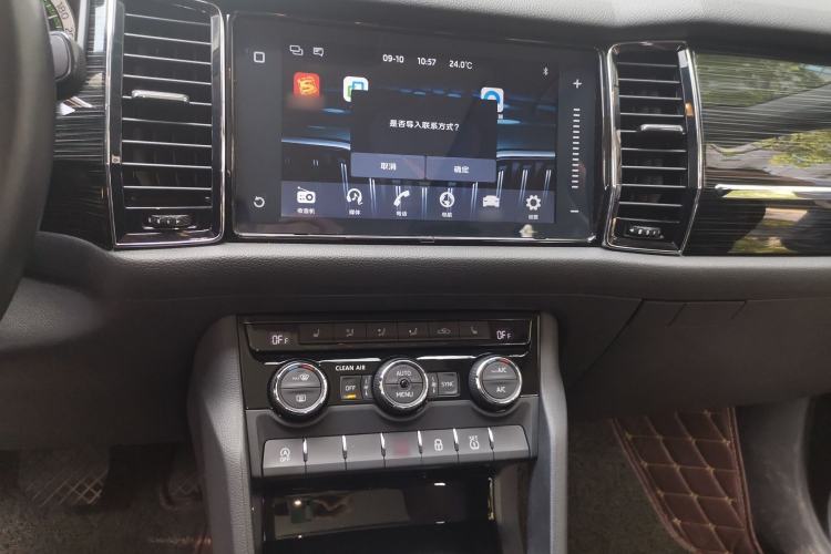 Used Skoda Kodiaq 2018 Facelifted TSI330 5-Seater Two-Wheel-Drive Luxury Enjoyment Edition Audio And AC Panel