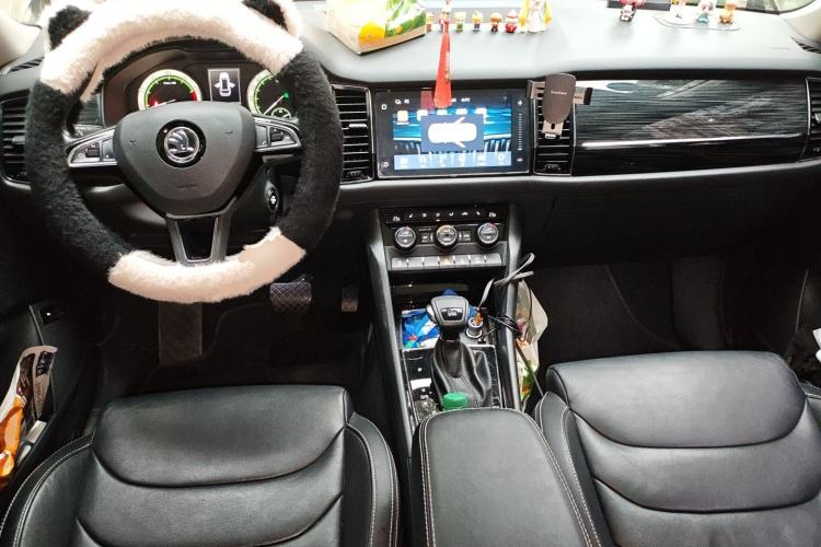 Used Skoda Kodiaq 2018 TSI330 5-Seater Two-Wheel-Drive Luxury Enjoyment Edition Center Console