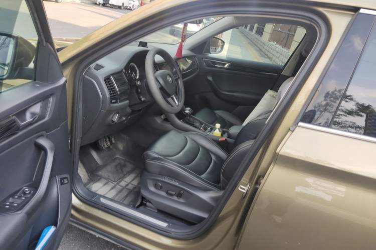 Used Skoda Kodiaq 2018 TSI380 7-Seater Four-Wheel-Drive Flagship Edition Driver Seat